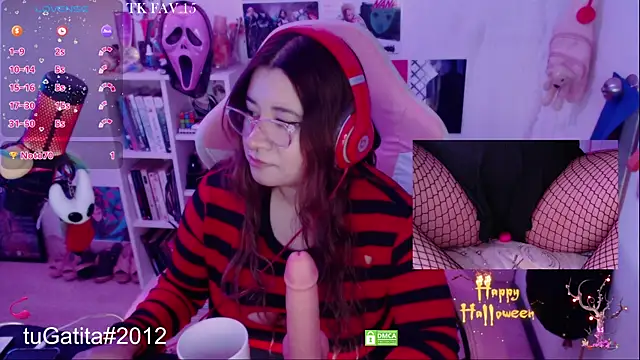 Snapshot of Pink_girl0n chatting on November 2025 09:28:01 PM Pink girl0n online show from November 2025 09:28:01 PM