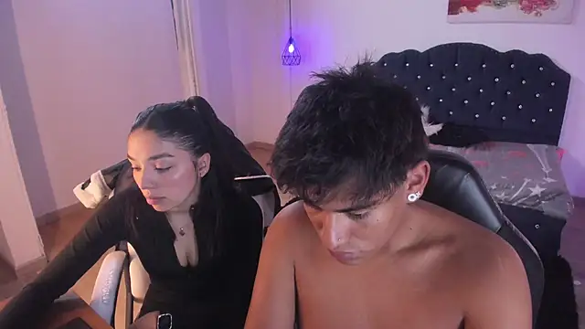 Yiing and yang online show from September 2025 08:41:01 PM
