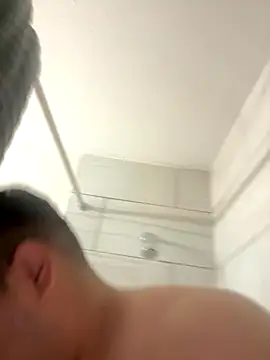 uli2bad online show from November 2025 02:17:01 PM