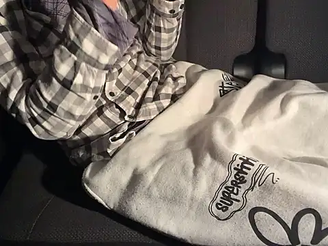 CAMEL1913 online show from November 2025 05:15:01 PM