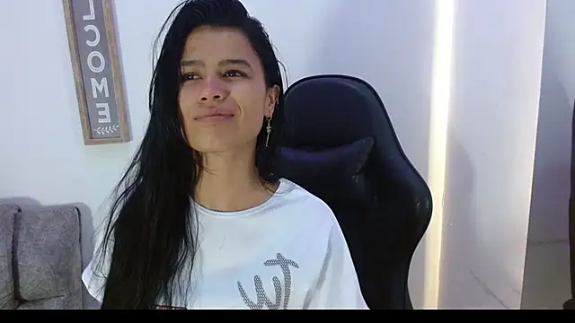 luna starr69 online show from September 2025 06:33:02 PM