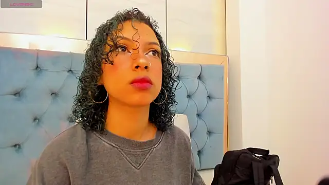 lis rous online show from October 2025 11:19:01 AM