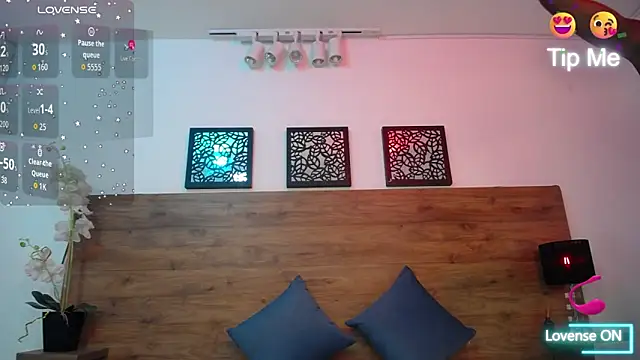 AlexandraCambell online show from September 2025 07:39:02 PM