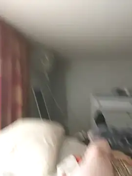 Snapshot of Lavoieya chatting on October 2025 11:26:02 PM Lavoieya online show from October 2025 11:26:02 PM