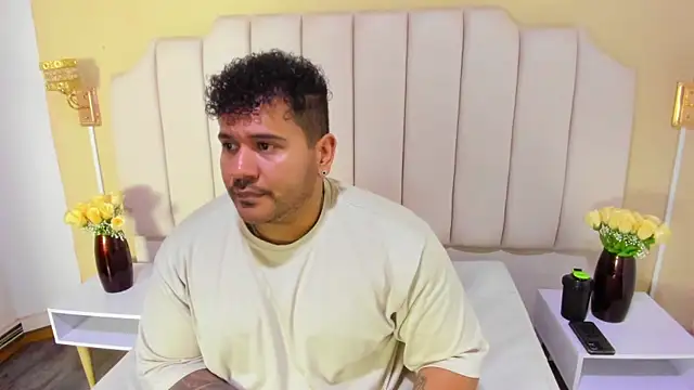 Snapshot of michael_hill1 chatting on October 2025 05:57:02 PM michael hill1 online show from October 2025 05:57:02 PM