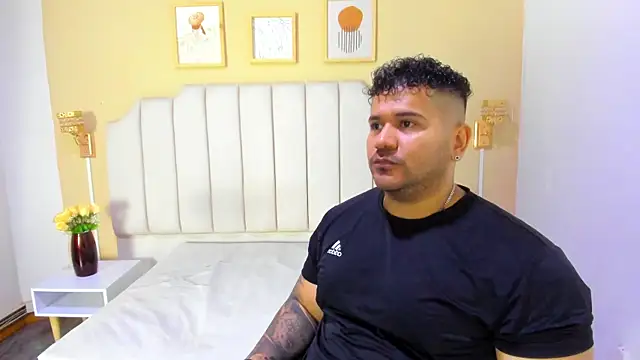 Snapshot of michael_hill1 chatting on November 2025 07:57:02 PM michael hill1 online show from November 2025 07:57:02 PM