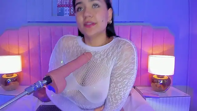 Snapshot of noa_moon chatting on October 2025 04:13:02 PM noa moon online show from October 2025 04:13:02 PM