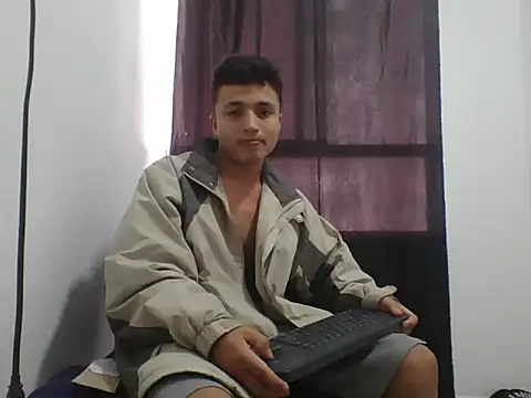 Snapshot of yissus_20_ chatting on October 2025 08:44:01 PM yissus 20 online show from October 2025 08:44:01 PM