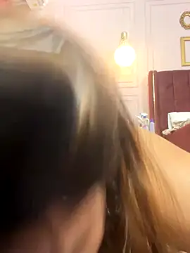 Kelly Bliss online show from September 2025 08:20:02 PM