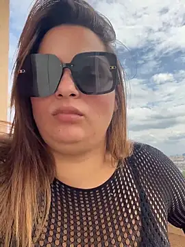 Kelly Bliss online show from September 2025 10:37:01 AM