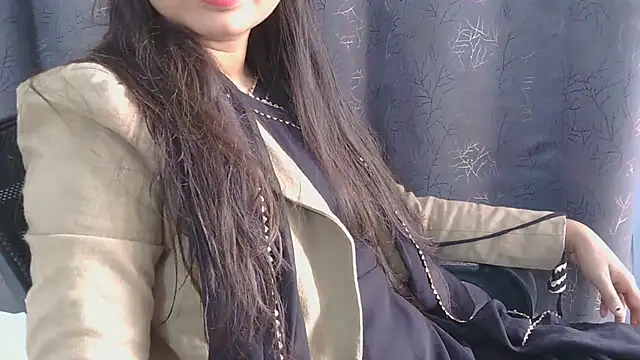 Snapshot of Cute-Bacchi chatting on November 2025 03:38:01 AM Cute-Bacchi online show from November 2025 03:38:01 AM