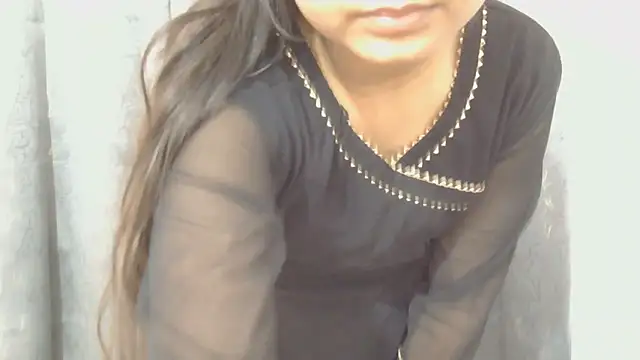 Snapshot of Cute-Bacchi chatting on November 2025 03:26:02 AM Cute-Bacchi online show from November 2025 03:26:02 AM