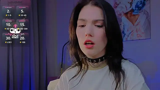 Snapshot of Sophie_SkyAngel chatting on November 2025 02:54:01 PM Sophie SkyAngel online show from November 2025 02:54:01 PM