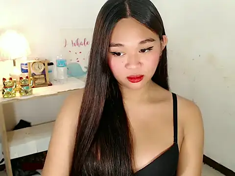 Malia cummer online show from October 2025 10:21:02 PM