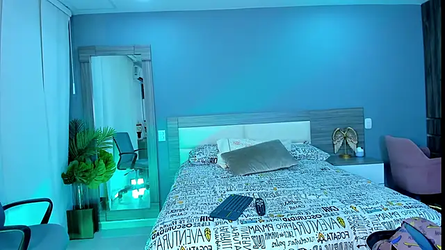 Snapshot of Alaiaguerra chatting on October 2025 07:34:01 PM Alaiaguerra online show from October 2025 07:34:01 PM