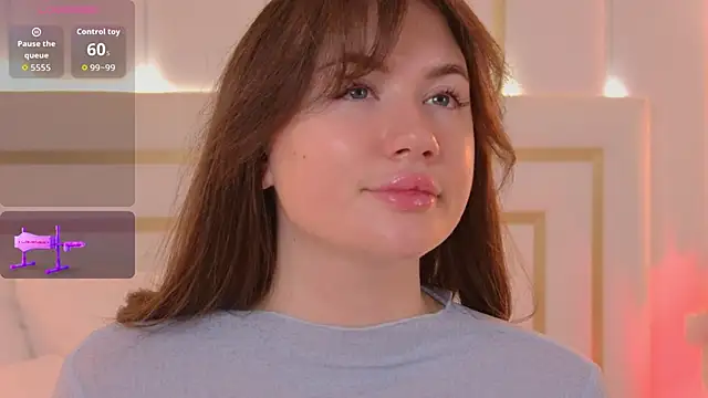 MeganStrain online show from October 2025 03:05:02 AM