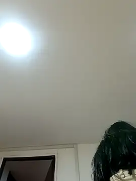 LilyCutee  online show from September 2025 05:45:02 PM