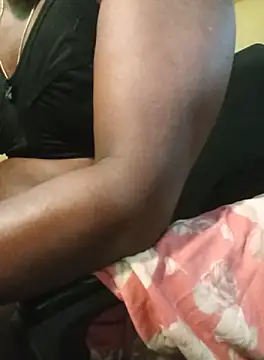 Snapshot of femboyslqueen chatting on September 2025 09:19:02 PM femboyslqueen online show from September 2025 09:19:02 PM