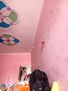 Snapshot of amitkumarkangra chatting on October 2025 06:17:01 AM amitkumarkangra online show from October 2025 06:17:01 AM