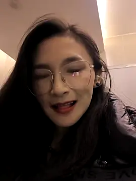 Snapshot of wsyx326 chatting on October 2025 04:14:01 AM wsyx326 online show from October 2025 04:14:01 AM