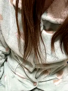 Snapshot of mayu06000 chatting on December 2025 05:30:01 PM mayu06000 online show from December 2025 05:30:01 PM