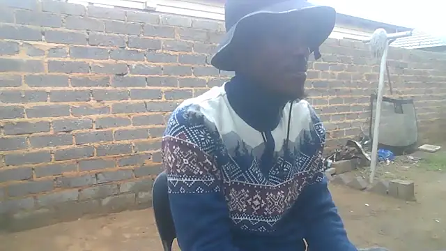 Snapshot of cuminsidebby chatting on December 2025 08:01:01 AM cuminsidebby online show from December 2025 08:01:01 AM