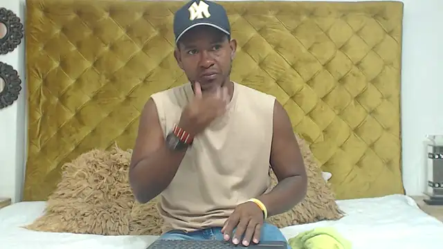 Snapshot of AndyCalifornia1 chatting on November 2025 12:37:02 PM AndyCalifornia1 online show from November 2025 12:37:02 PM