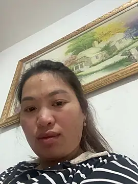 Snapshot of Nhung584 chatting on October 2025 01:51:02 PM Nhung584 online show from October 2025 01:51:02 PM