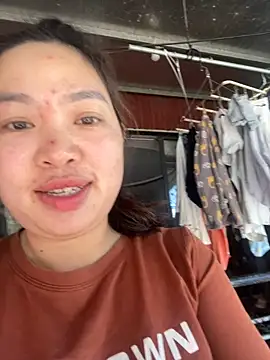 Snapshot of Nhung584 chatting on October 2025 02:52:01 AM Nhung584 online show from October 2025 02:52:01 AM