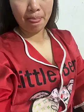 Snapshot of Nhung584 chatting on October 2025 01:06:02 PM Nhung584 online show from October 2025 01:06:02 PM