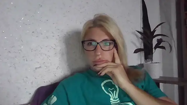 fox red lady7 online show from October 2025 07:26:02 AM