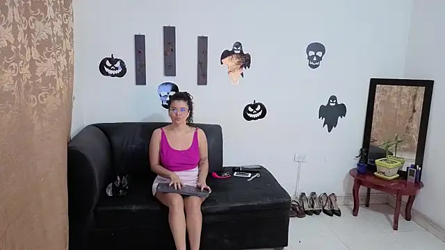 Snapshot of Kloewolf chatting on October 2025 10:15:01 AM Kloewolf online show from October 2025 10:15:01 AM