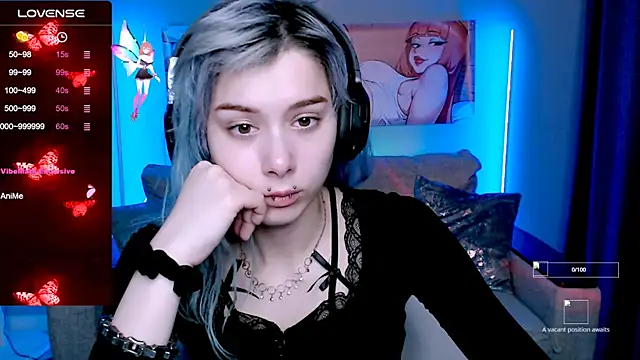 Snapshot of SophieAsh chatting on October 2025 07:09:02 AM SophieAsh online show from October 2025 07:09:02 AM