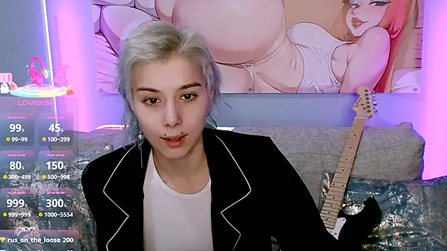 Snapshot of SophieAsh chatting on October 2025 07:09:02 AM SophieAsh online show from October 2025 07:09:02 AM