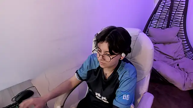 Snapshot of Nathaly_ds chatting on October 2025 07:53:02 AM Nathaly ds online show from October 2025 07:53:02 AM