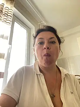 Kiravix online show from October 2025 09:18:01 AM