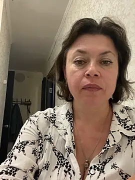 Kiravix online show from October 2025 02:58:02 PM