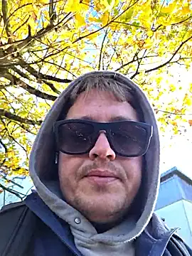 Snapshot of giovanotto47 chatting on November 2025 11:45:01 AM giovanotto47 online show from November 2025 11:45:01 AM