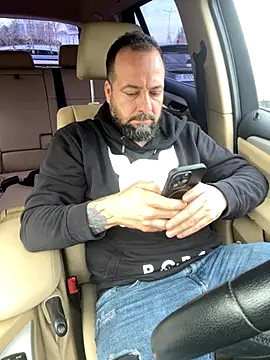 DavidMaros online show from October 2025 06:23:02 AM