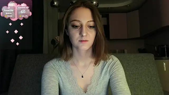 Snapshot of white_liillyy chatting on October 2025 07:09:02 PM white liillyy online show from October 2025 07:09:02 PM