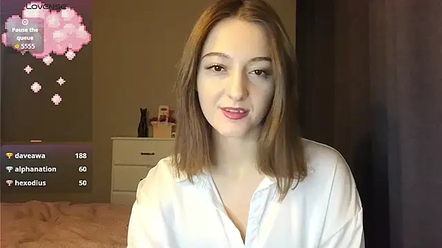 Snapshot of white_liillyy chatting on December 2025 10:14:01 PM white liillyy online show from December 2025 10:14:01 PM