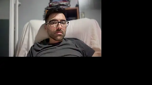 Snapshot of Alicante34 chatting on October 2025 06:50:02 PM Alicante34 online show from October 2025 06:50:02 PM