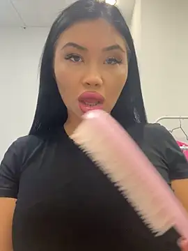 Mia stepMOM online show from September 2025 08:08:01 AM