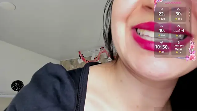 Snapshot of Saya_Amaretto1 chatting on October 2025 07:14:02 PM Saya Amaretto1 online show from October 2025 07:14:02 PM