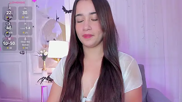 AuroraMiiller online show from October 2025 08:36:02 PM