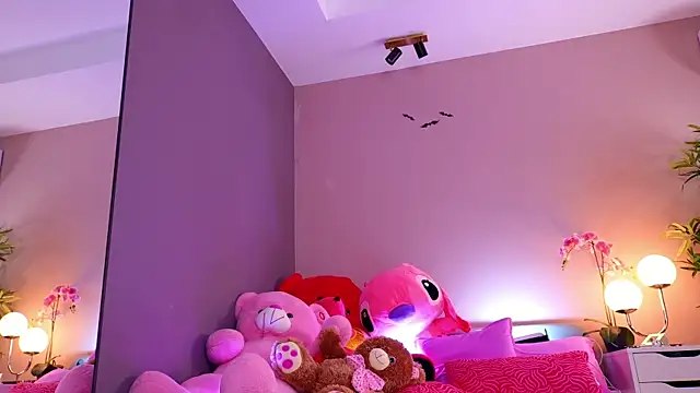 Snapshot of Vesya chatting on September 2025 06:37:02 AM Vesya online show from September 2025 06:37:02 AM