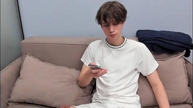 Ur Shine Guy online show from September 2025 05:57:02 PM