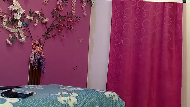 Snapshot of skinnybarbie022 chatting on October 2025 01:02:02 AM skinnybarbie022 online show from October 2025 01:02:02 AM