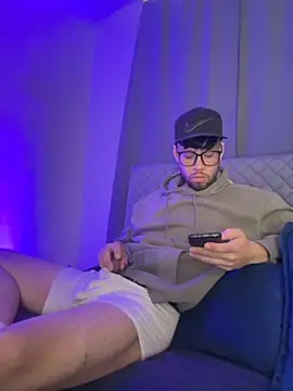 stalinhernandez online show from November 2025 05:25:02 PM