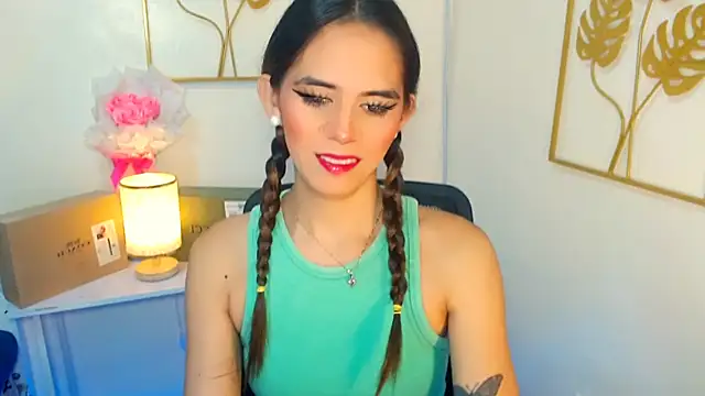 Snapshot of xPrecuioseChesca chatting on October 2025 12:41:02 AM xPrecuioseChesca online show from October 2025 12:41:02 AM